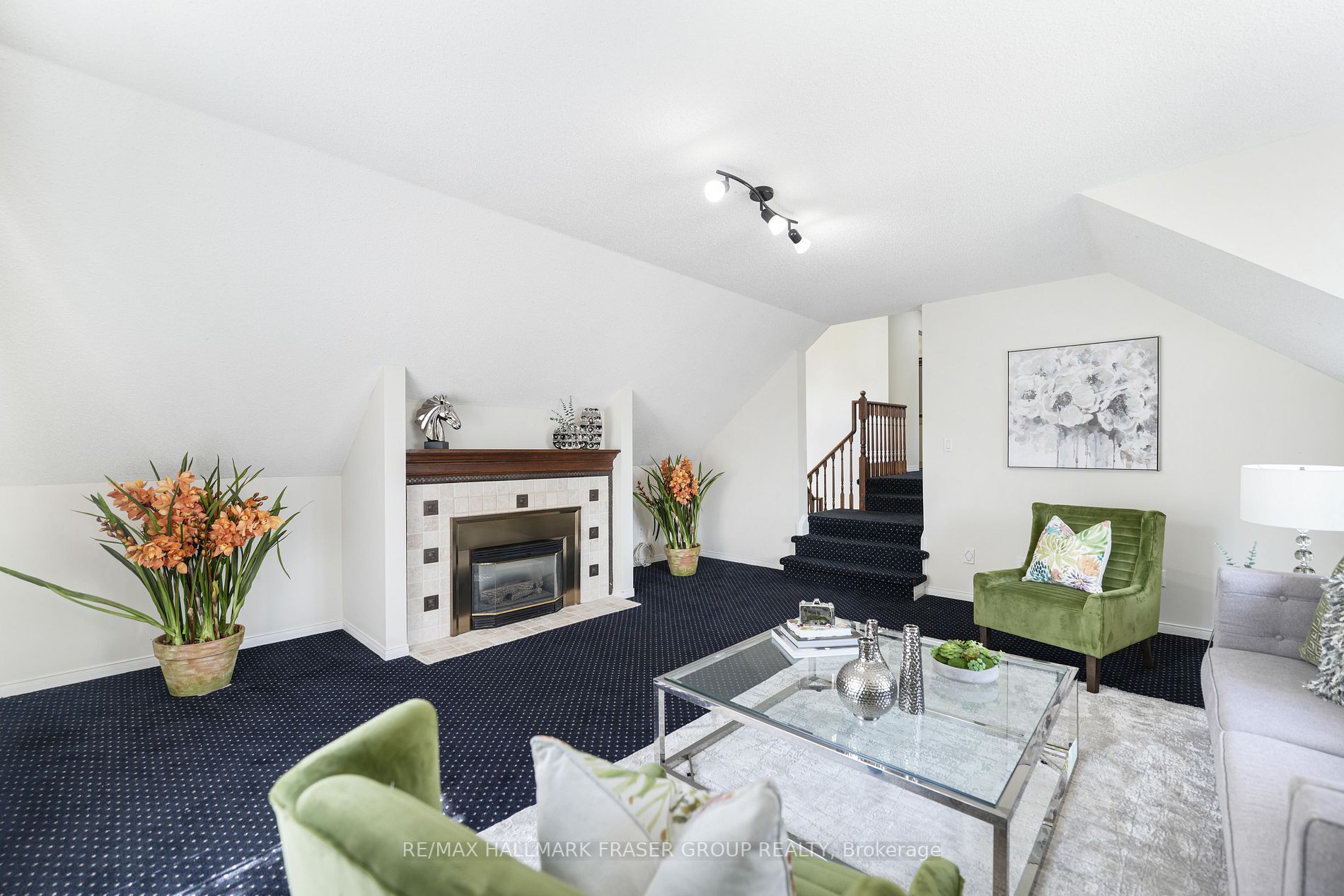2121 Lynn Heights Drive