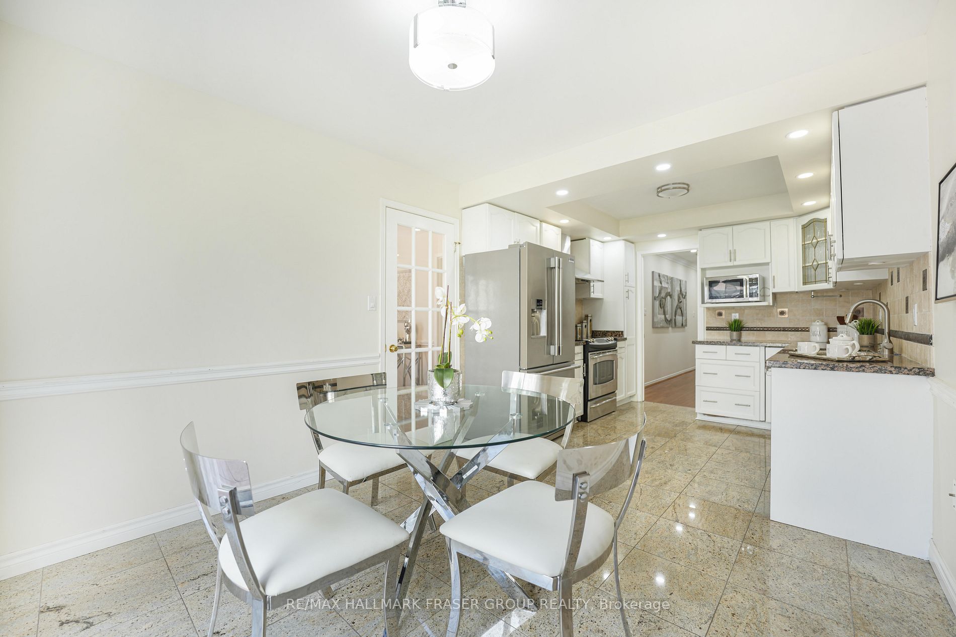 2121 Lynn Heights Drive
