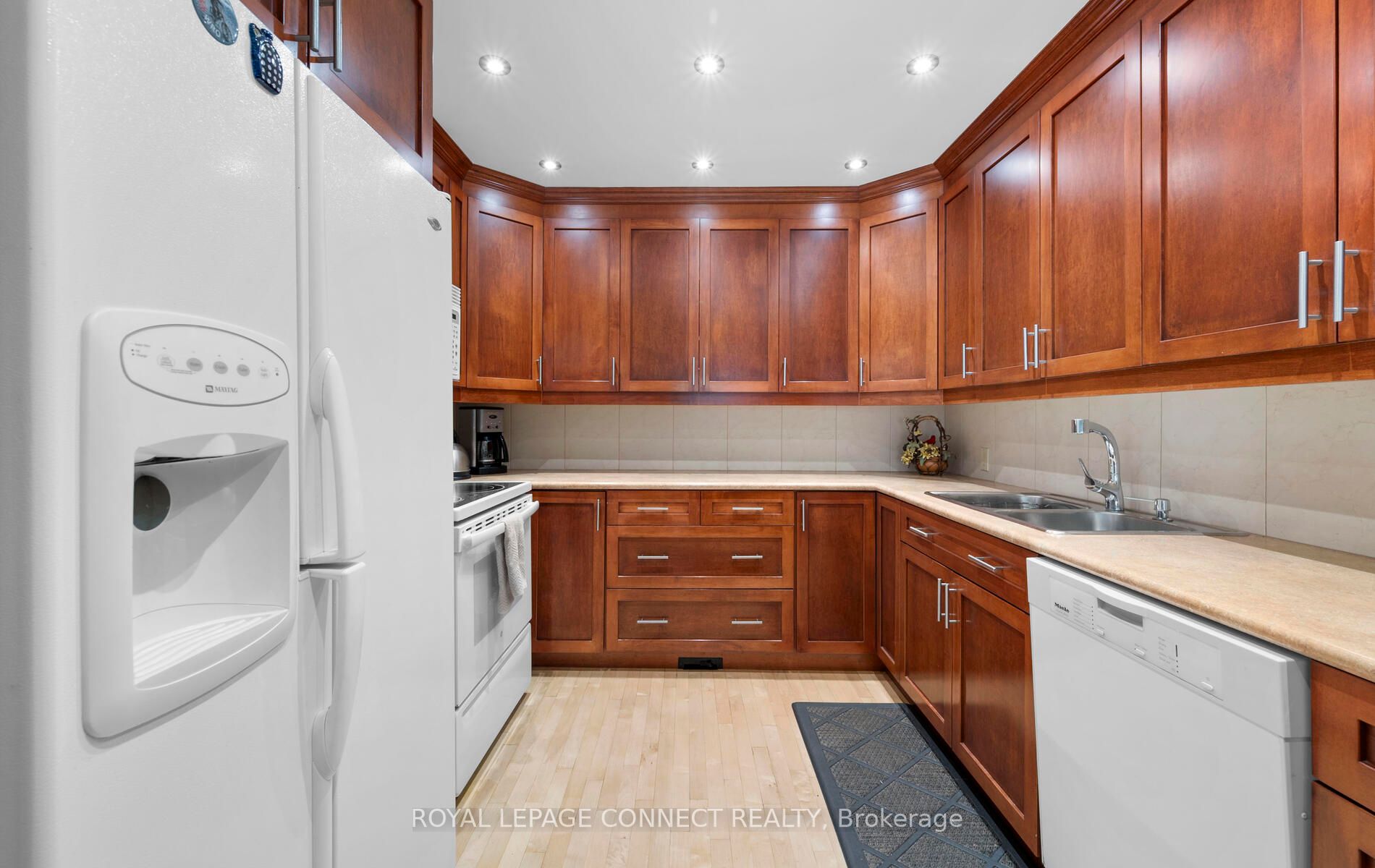 Listing E6799314 - Large Photo # 8