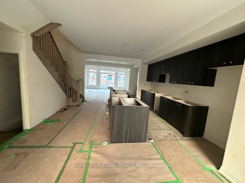 2651 Apricot Lane