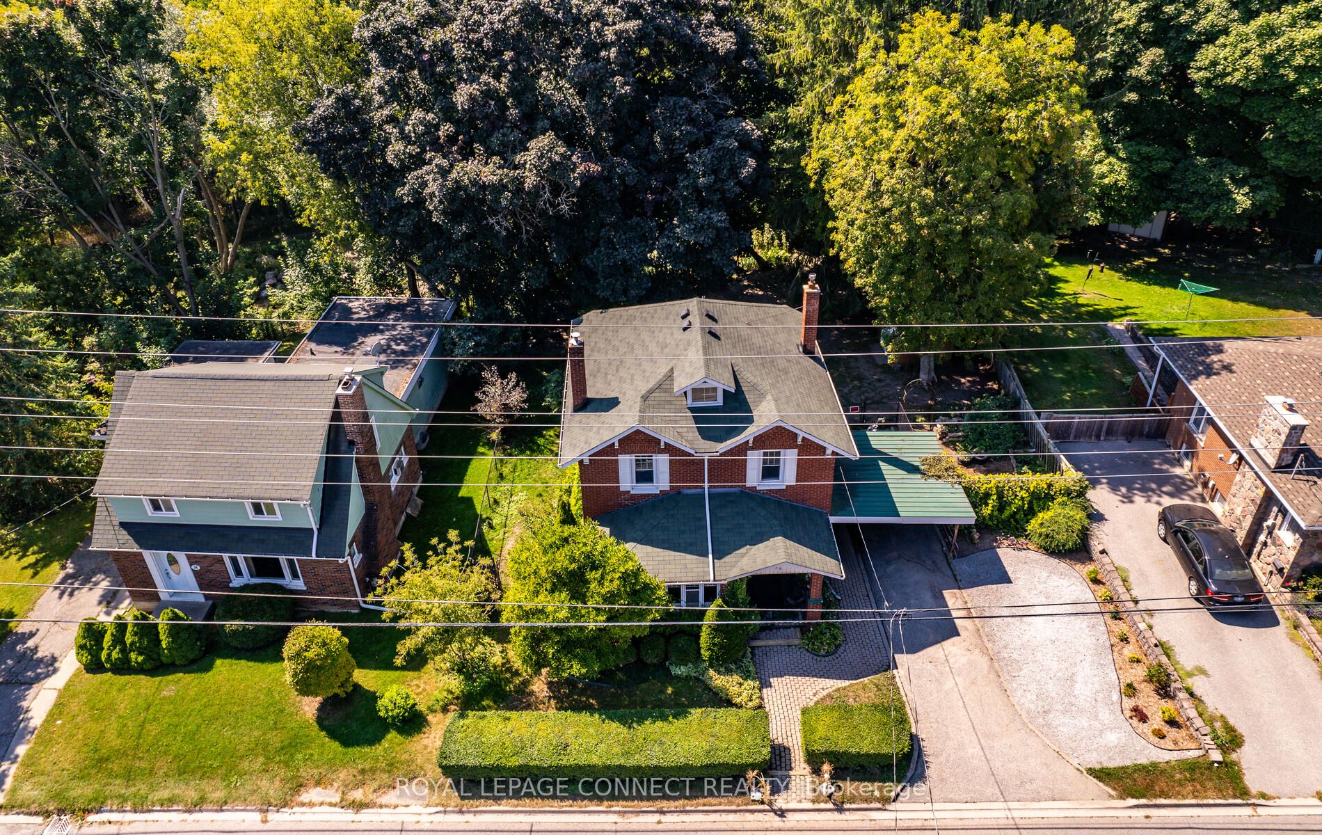 38 Scugog St