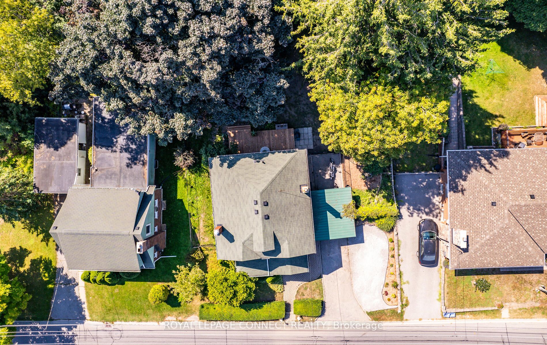 38 Scugog St