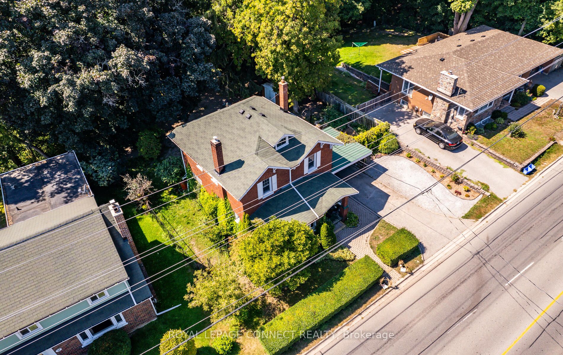 38 Scugog St