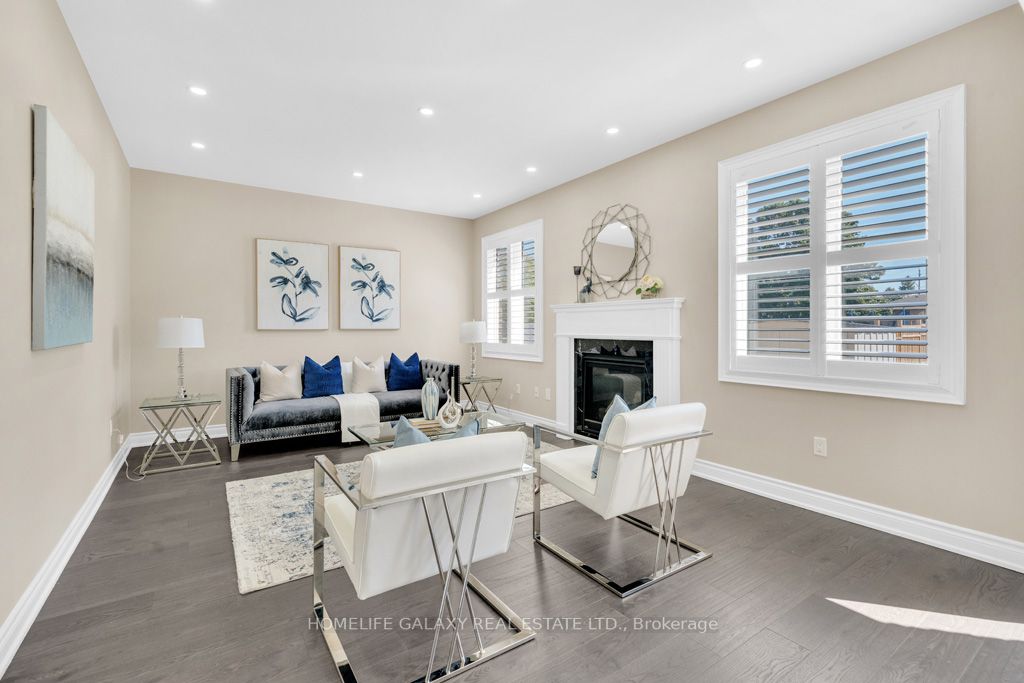 11 Donald Powell Cres