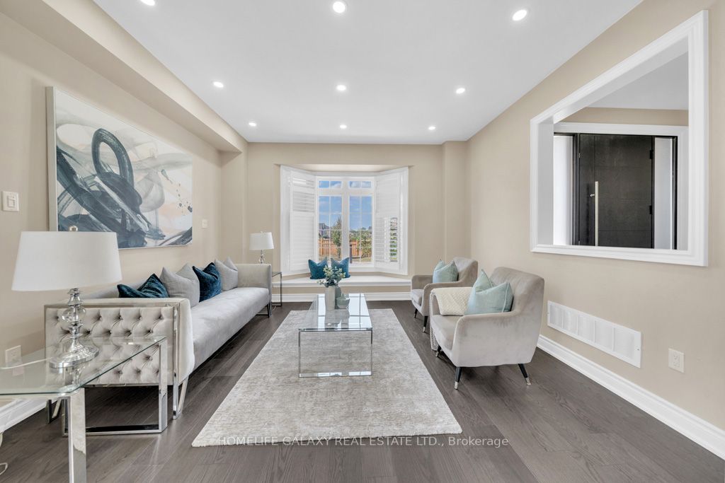 11 Donald Powell Cres