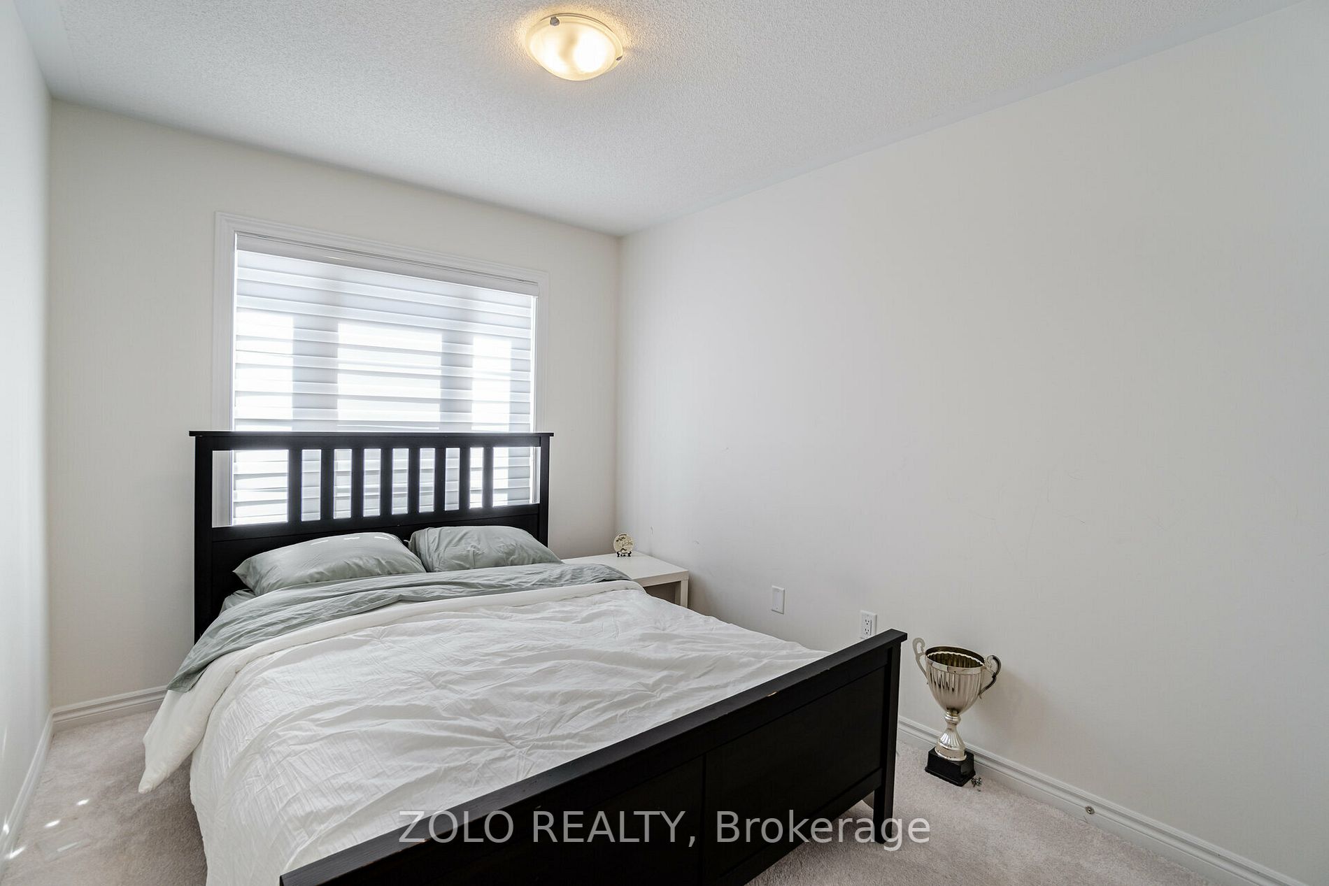 135 Laing Dr N