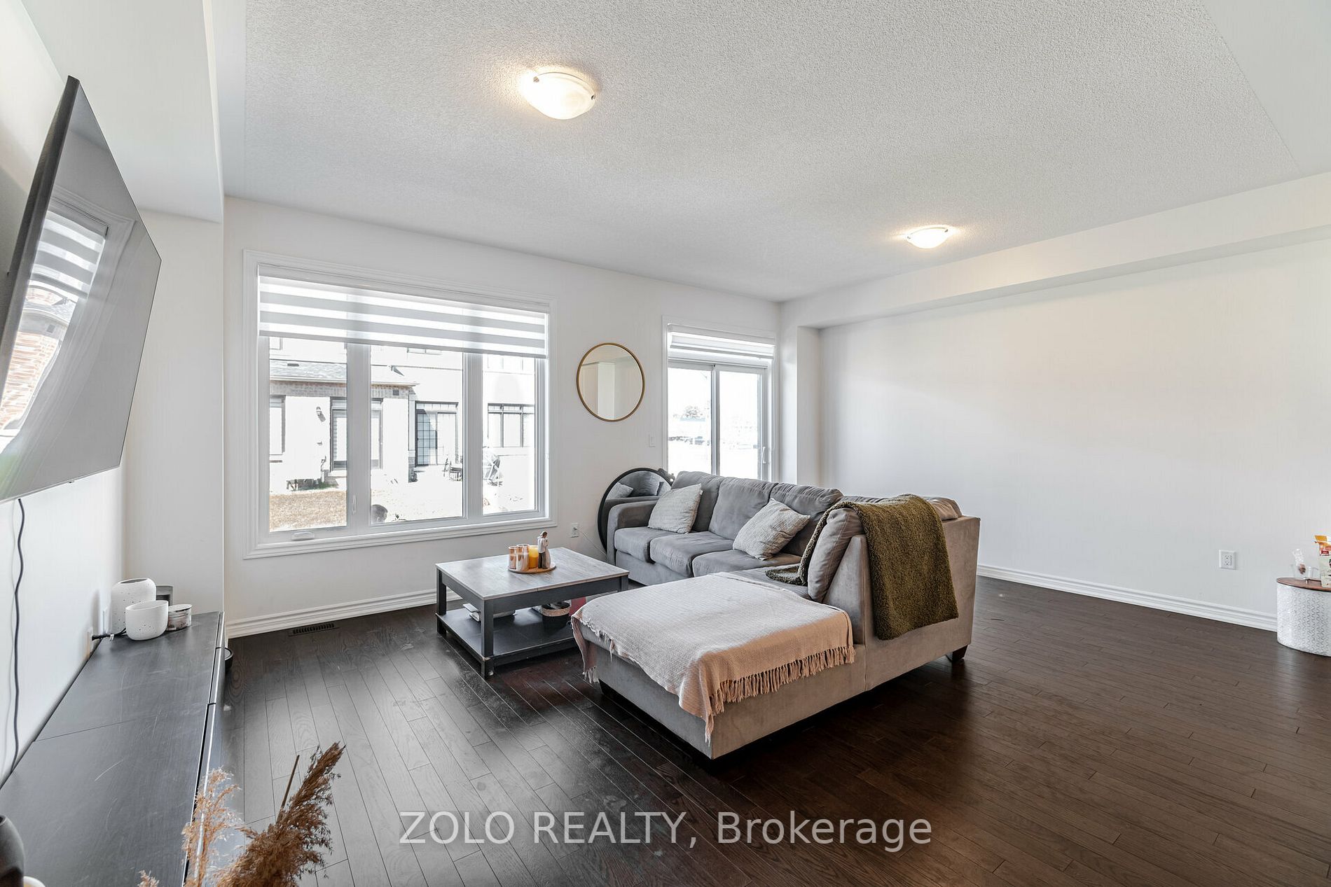 135 Laing Dr N