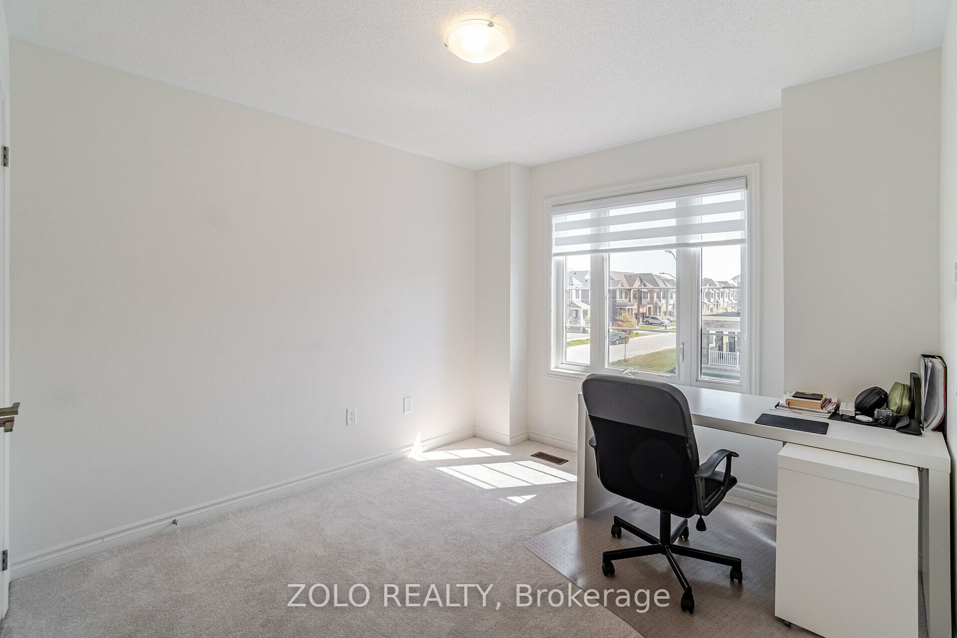 135 Laing Dr N