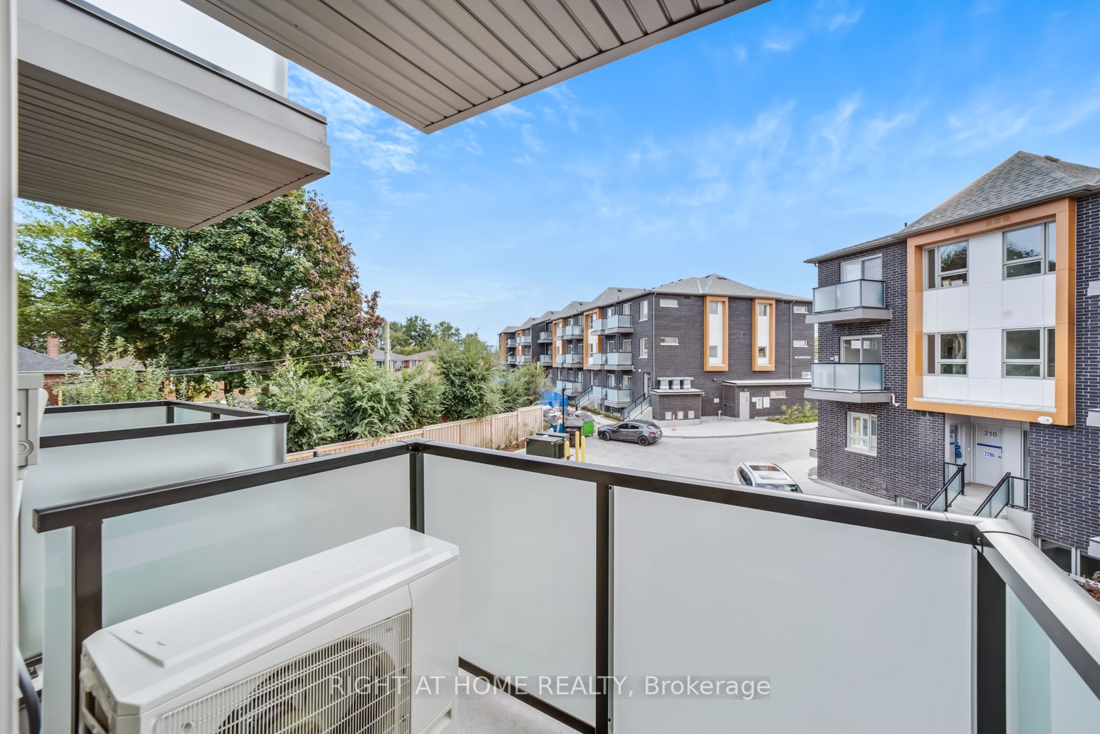 2787 Eglinton Ave E, #341