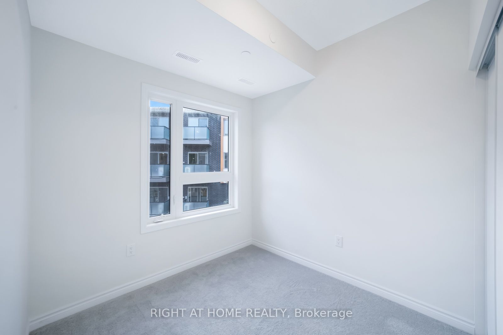 2787 Eglinton Ave E, #341