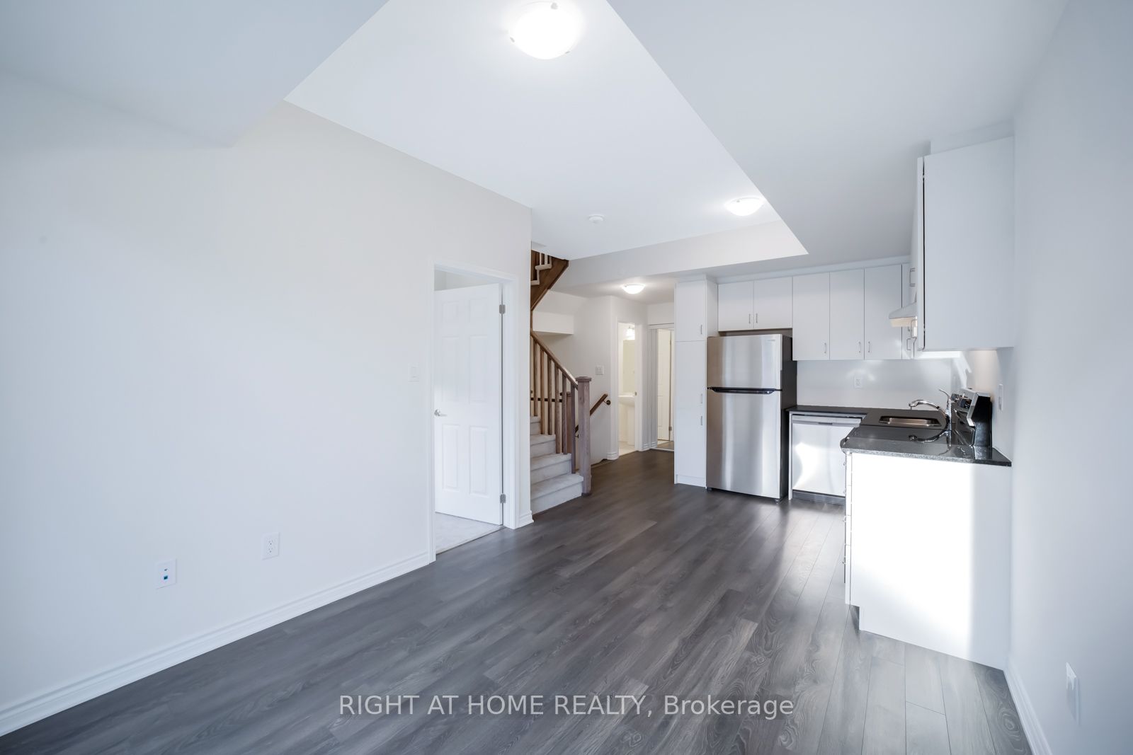 2787 Eglinton Ave E, #341