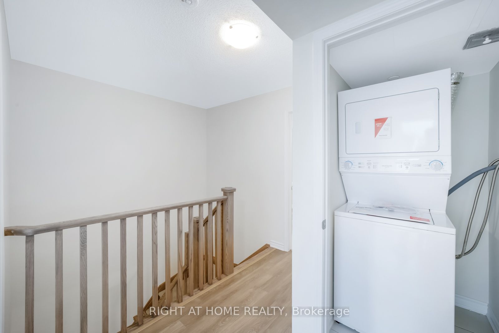 2787 Eglinton Ave E, #341