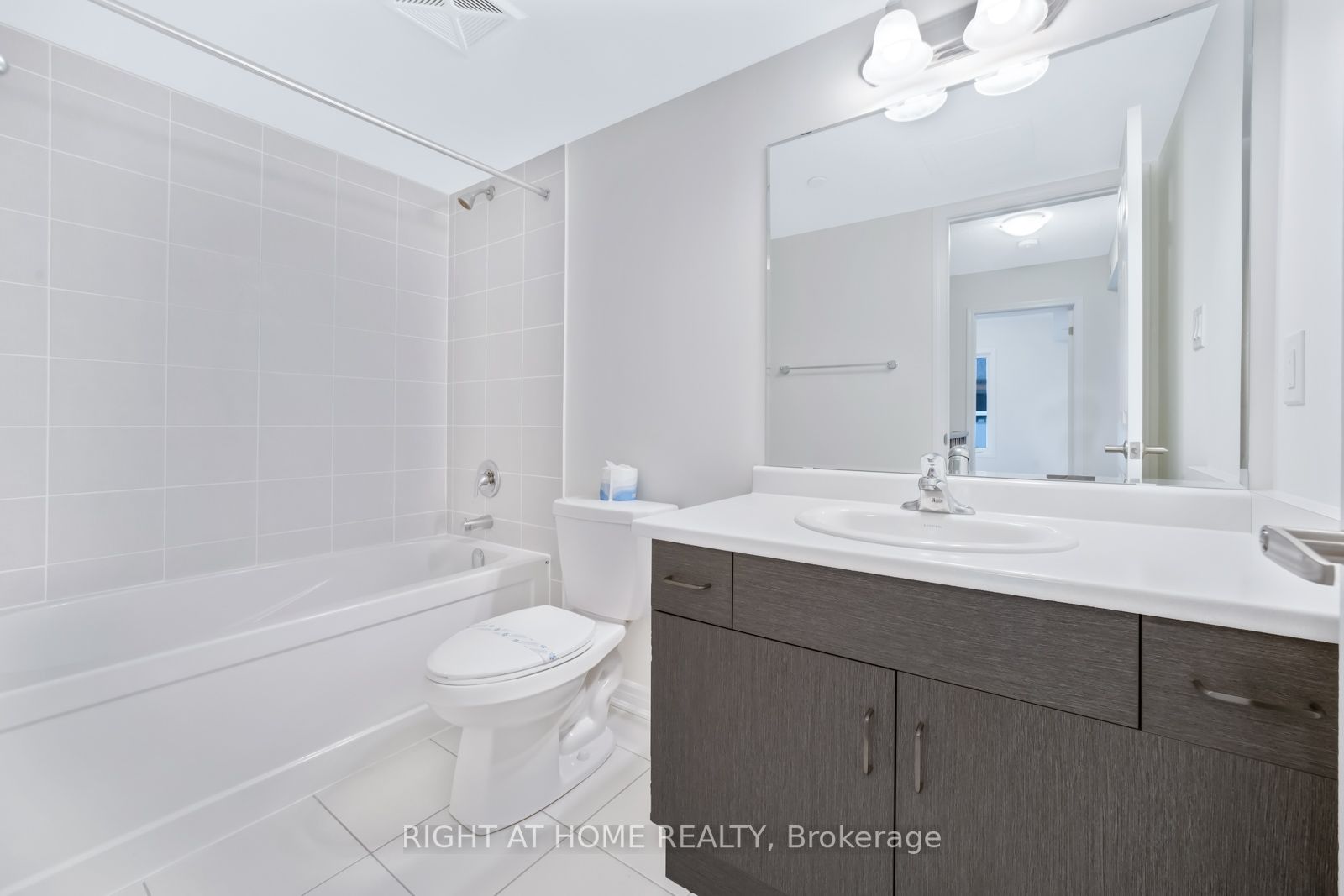 2787 Eglinton Ave E, #341