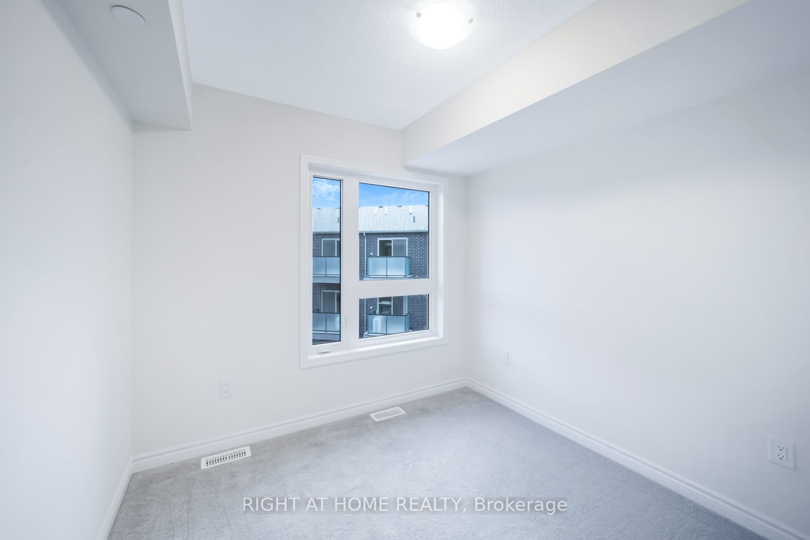 2787 Eglinton Ave E, #341