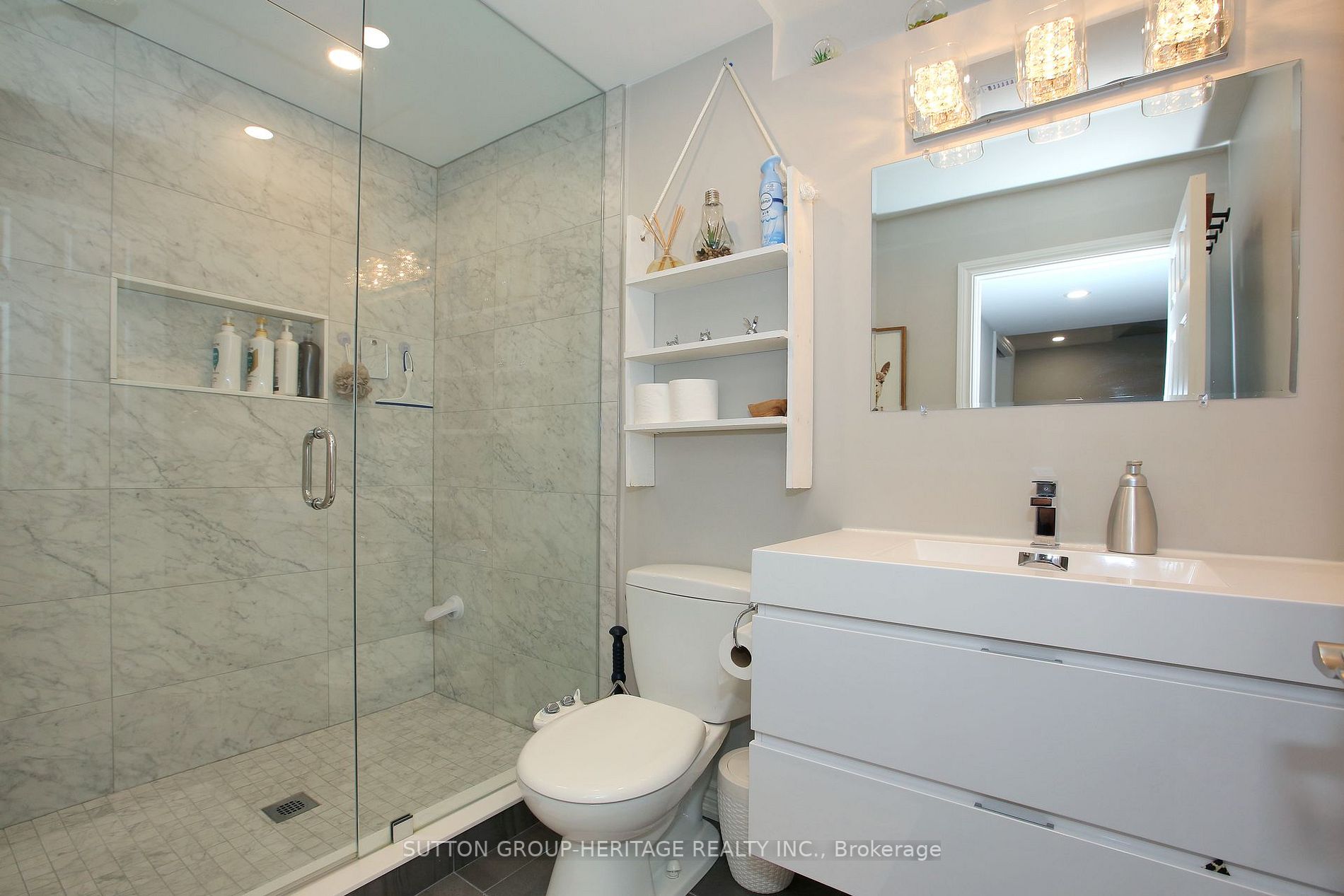 116 Ravenscroft Rd