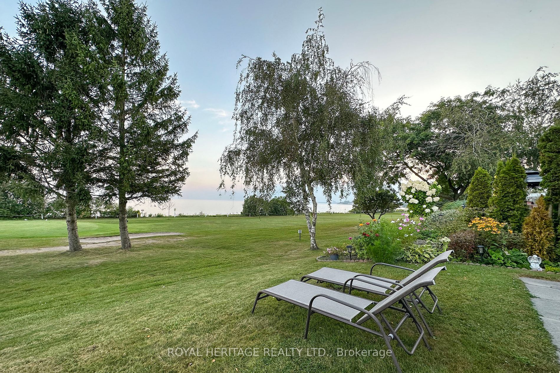 95 The Cove Rd