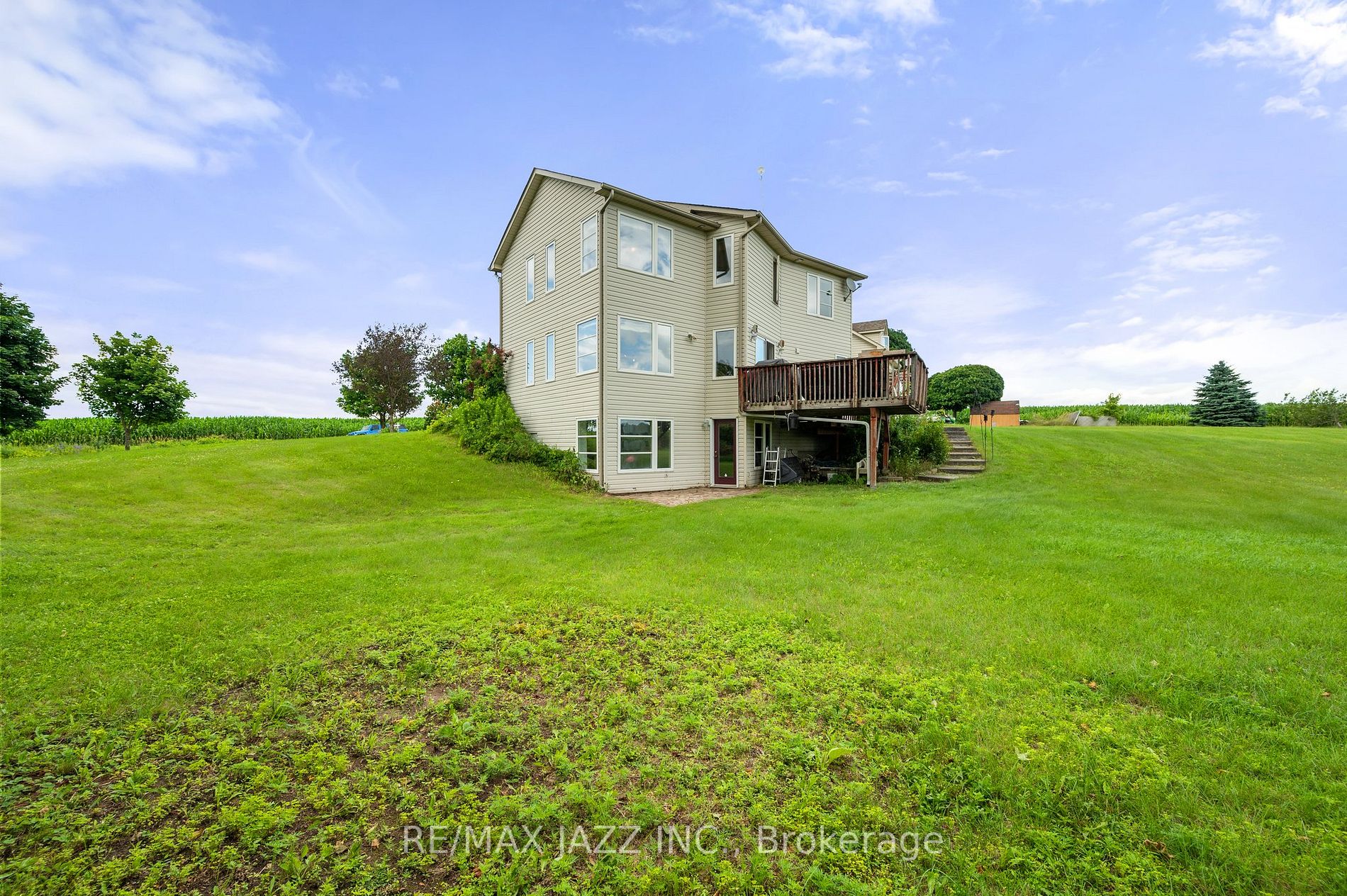 3810 Edgerton Rd