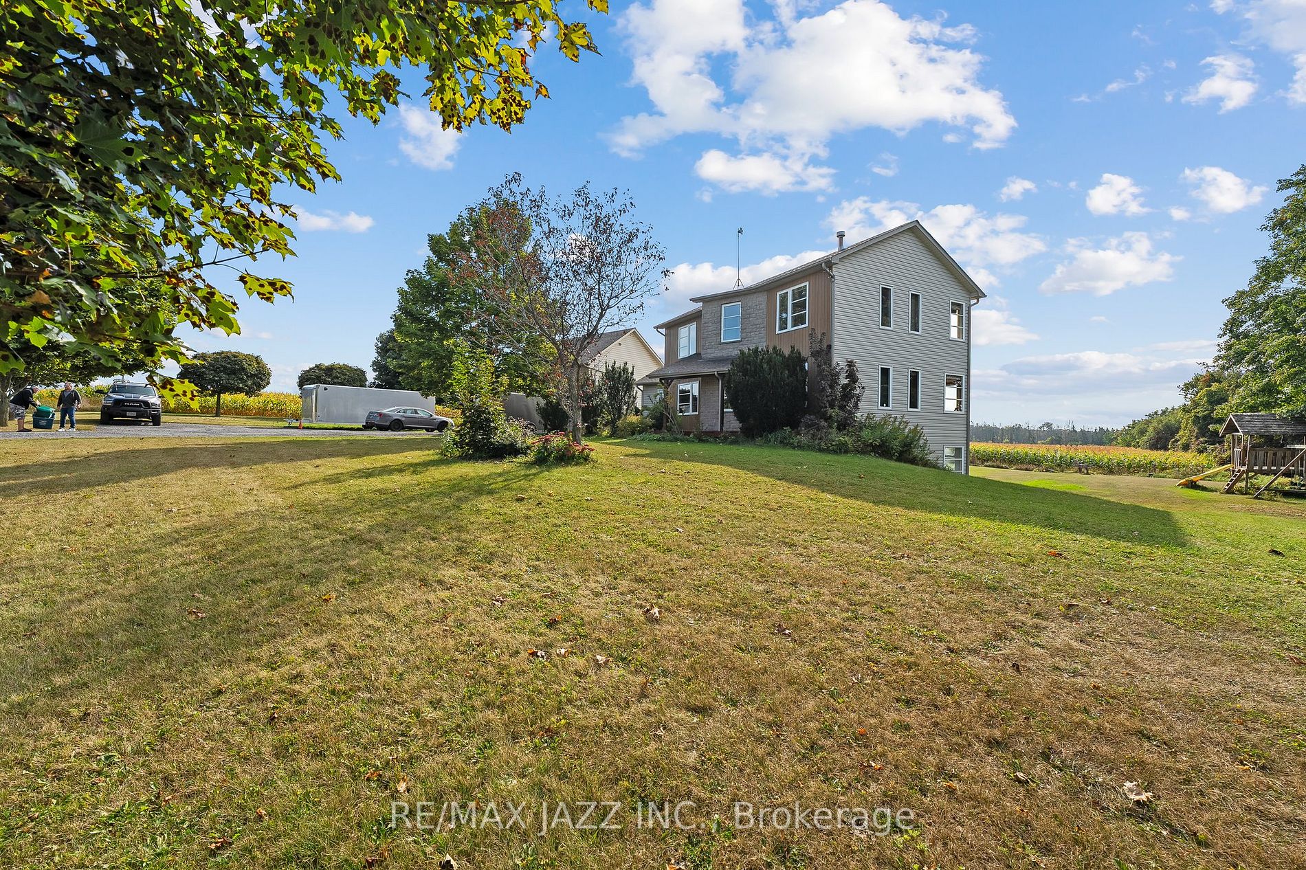 3810 Edgerton Rd