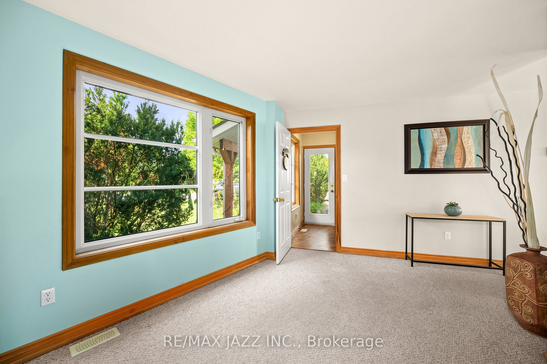 3810 Edgerton Rd