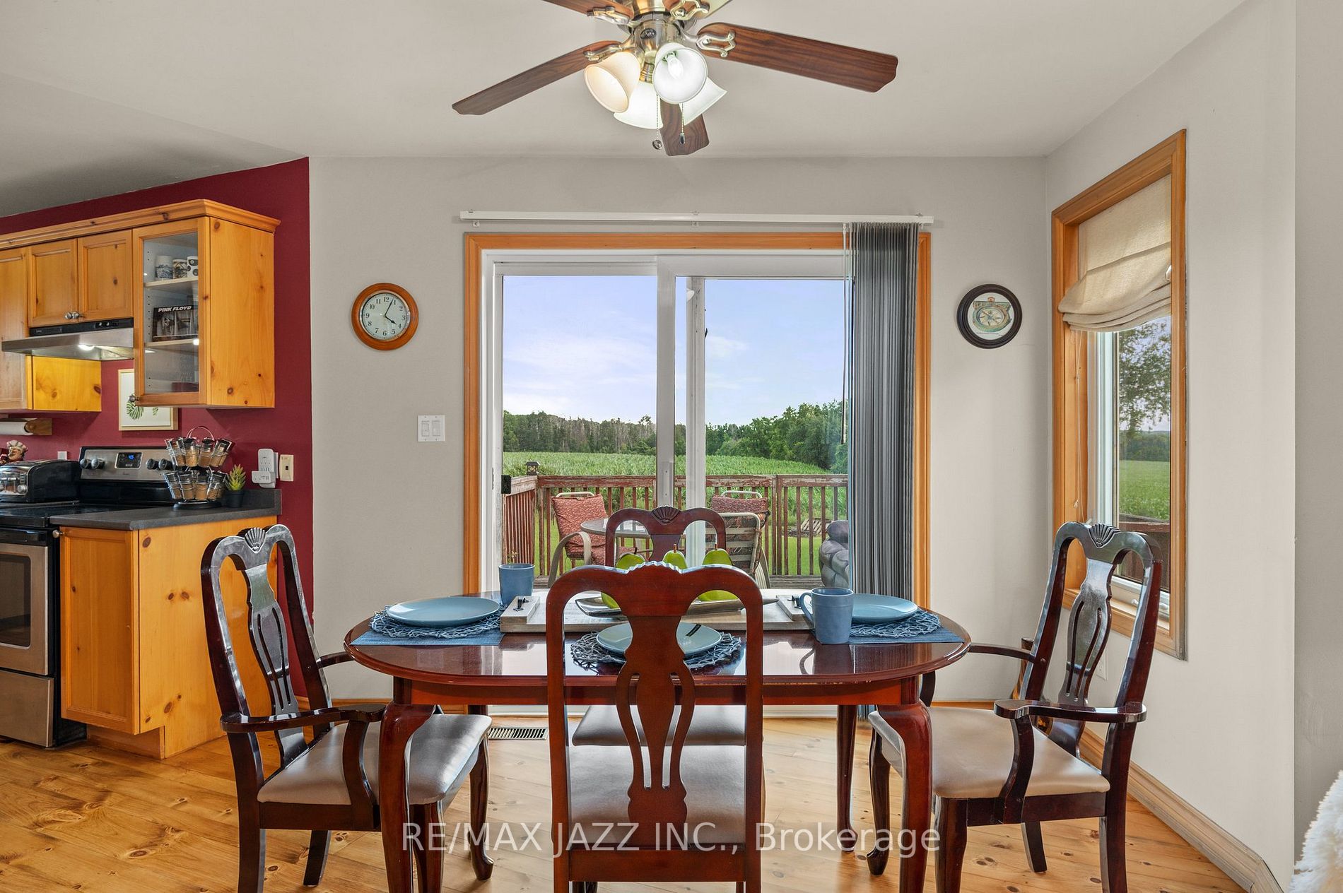 3810 Edgerton Rd