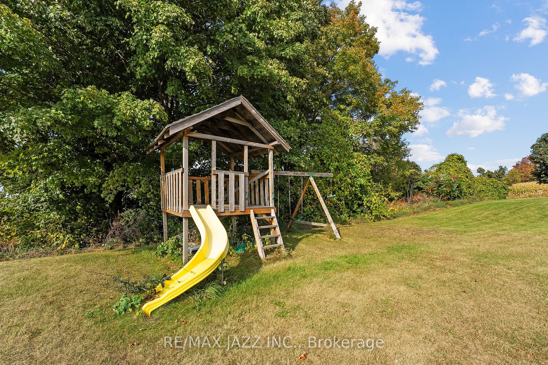 3810 Edgerton Rd
