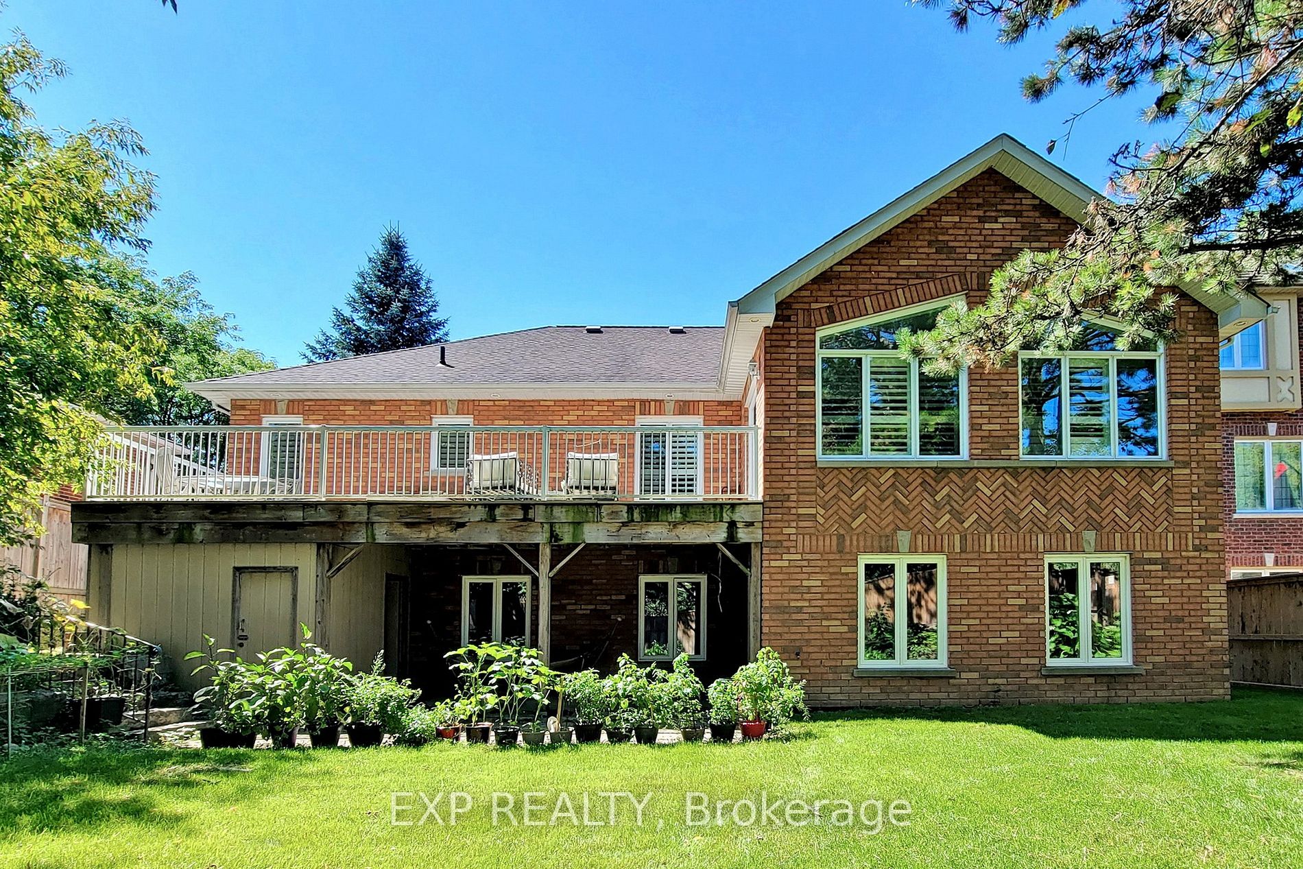 557 Pine Ridge Rd