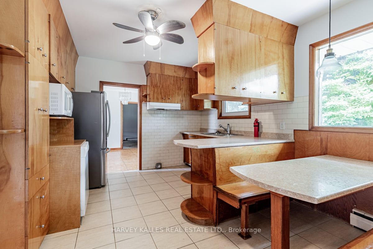 601 Townline Rd N