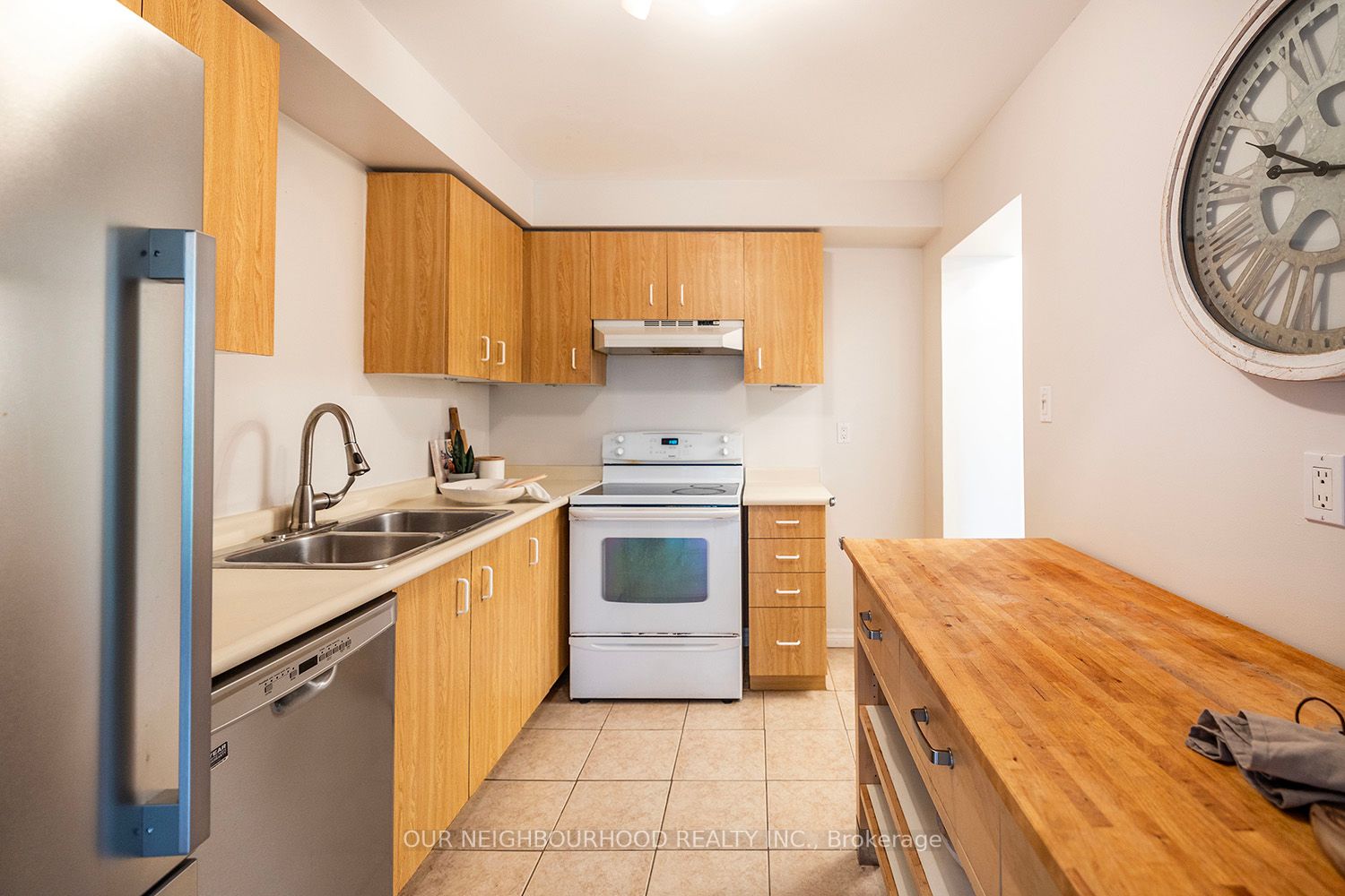 10 Bassett Boulevard, #204