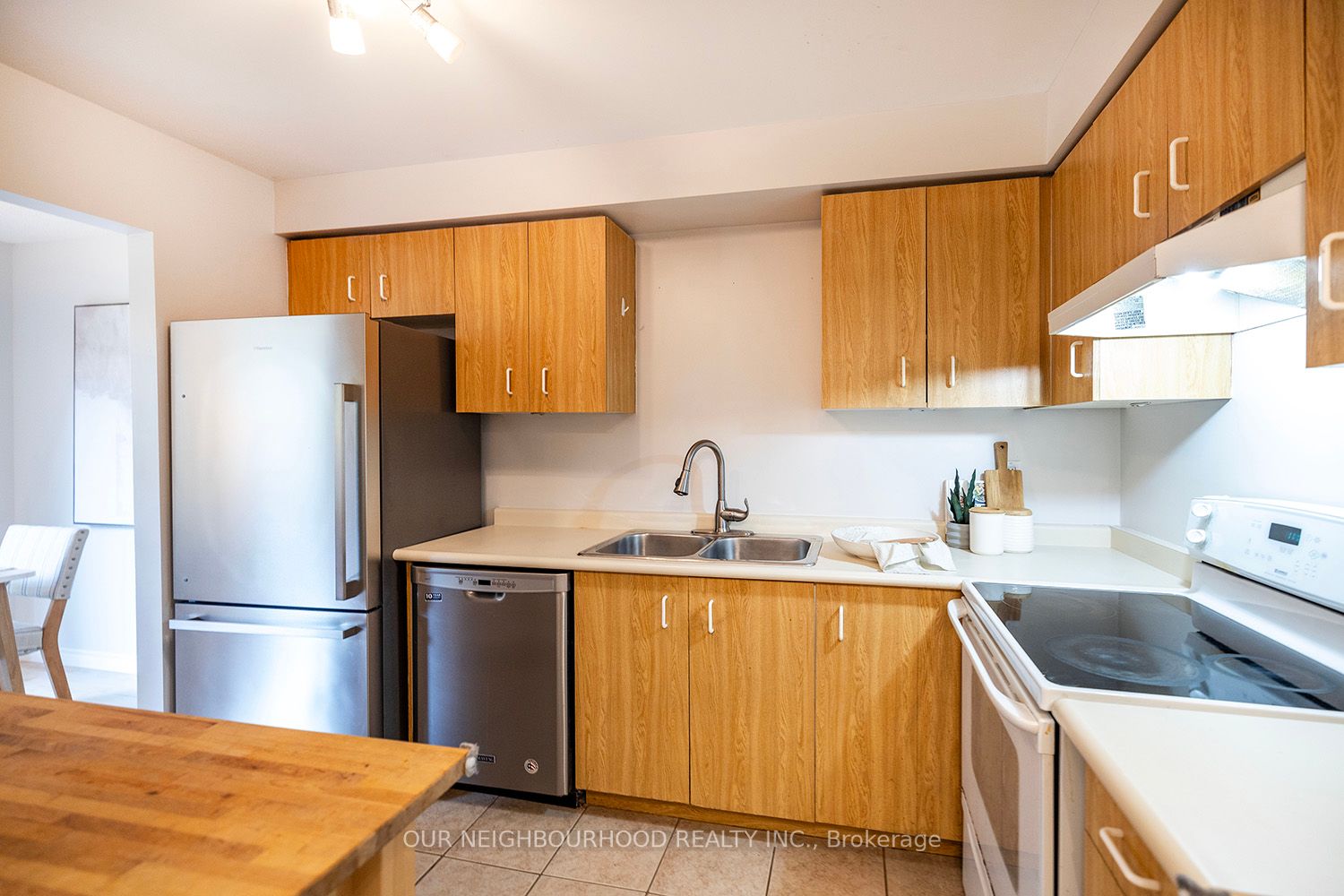 10 Bassett Boulevard, #204