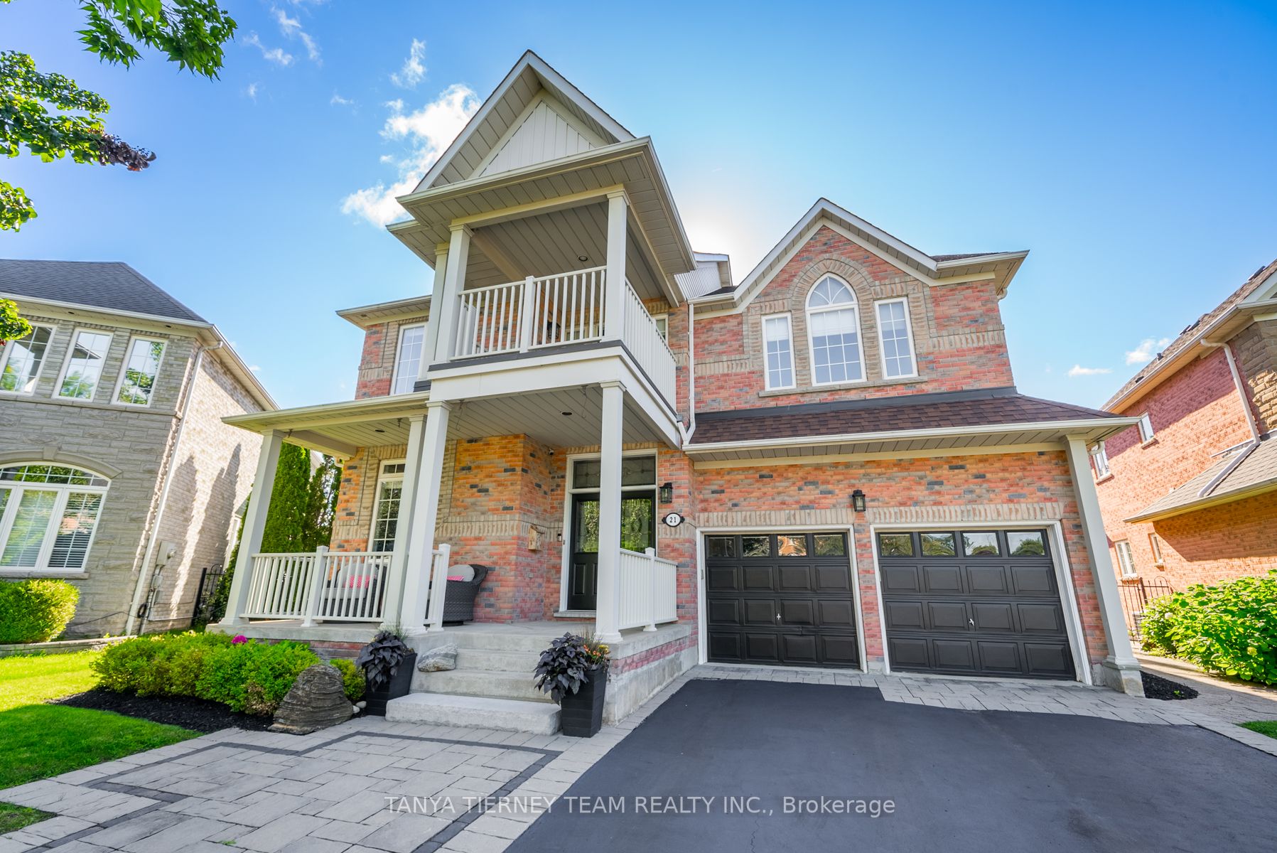 21 Lennon Crt
