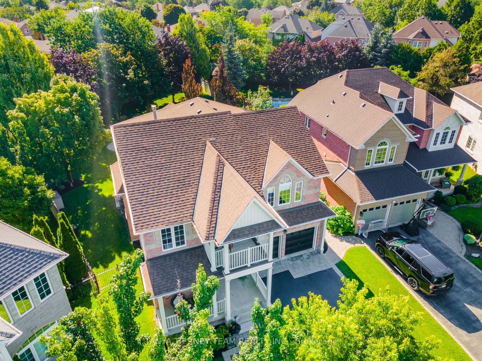 21 Lennon Crt