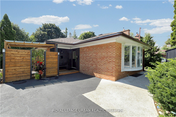 6 Moorecroft Cres, Toronto