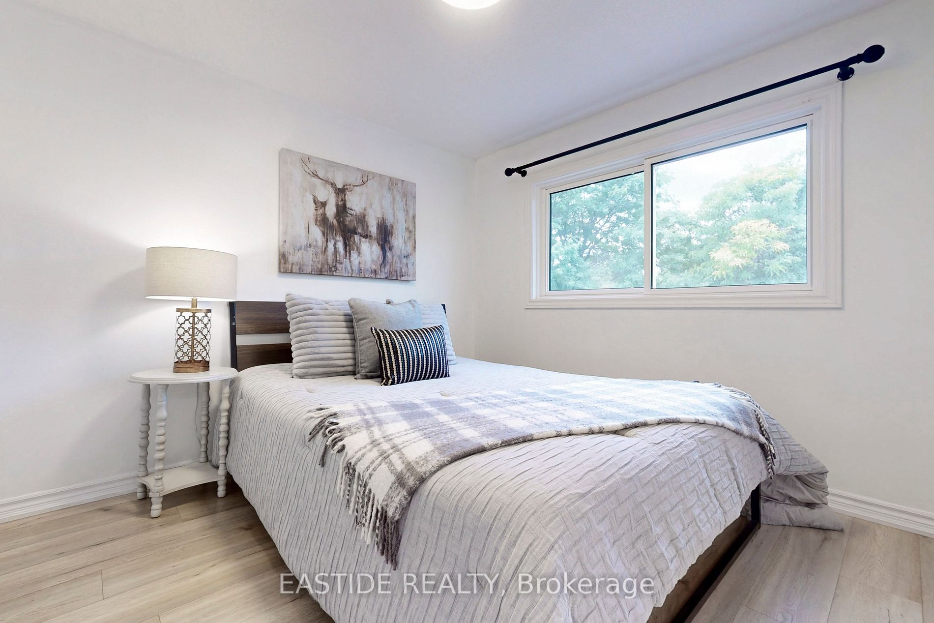 101 Daniels Cres
