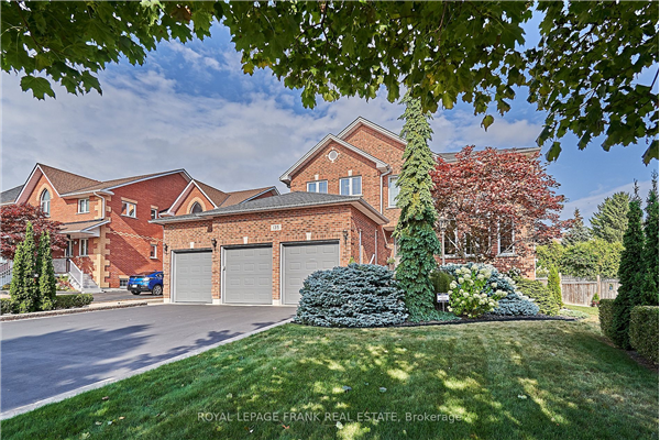 135 Elizabeth St, Oshawa