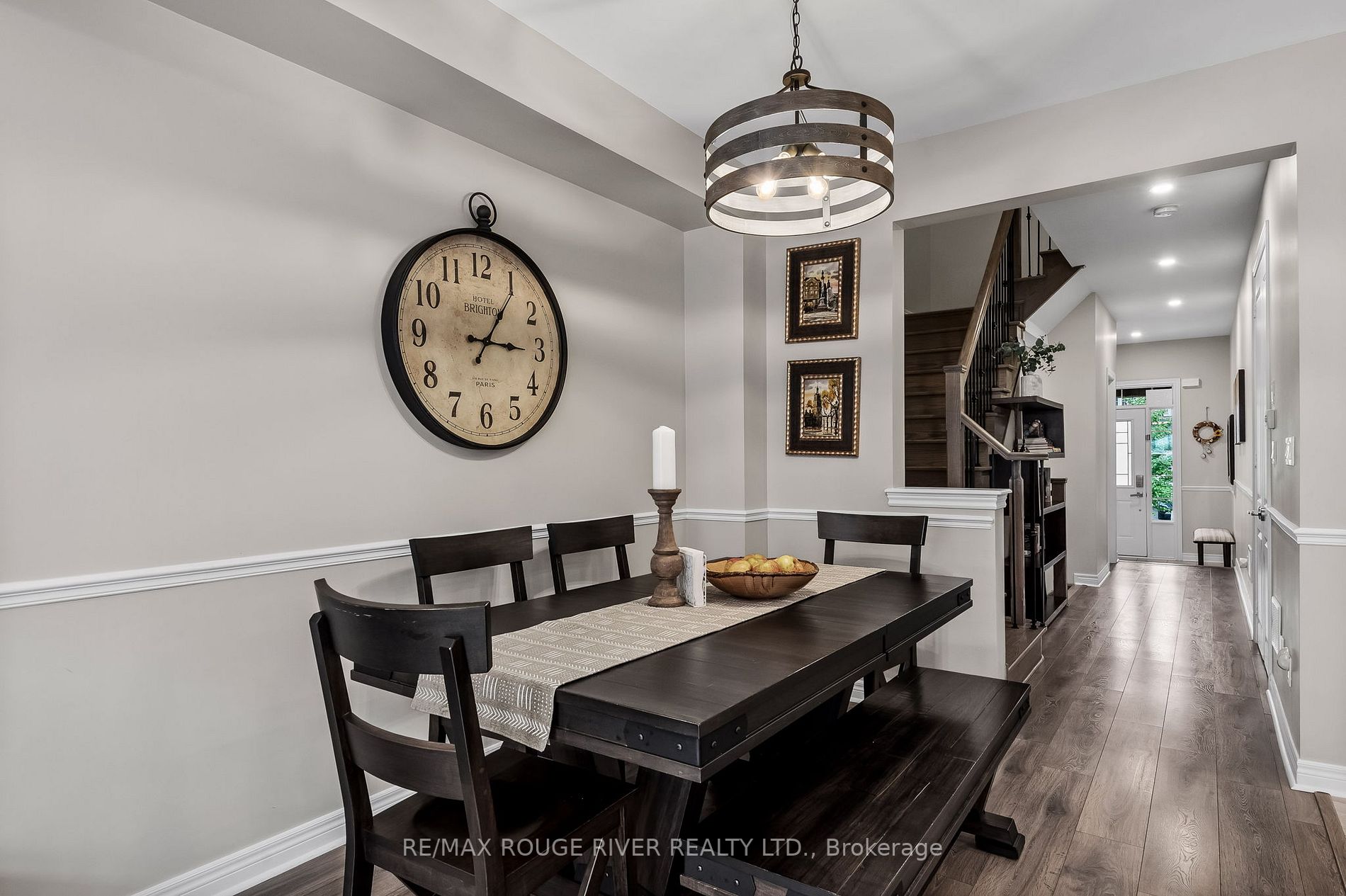 73 Rimrock Cres