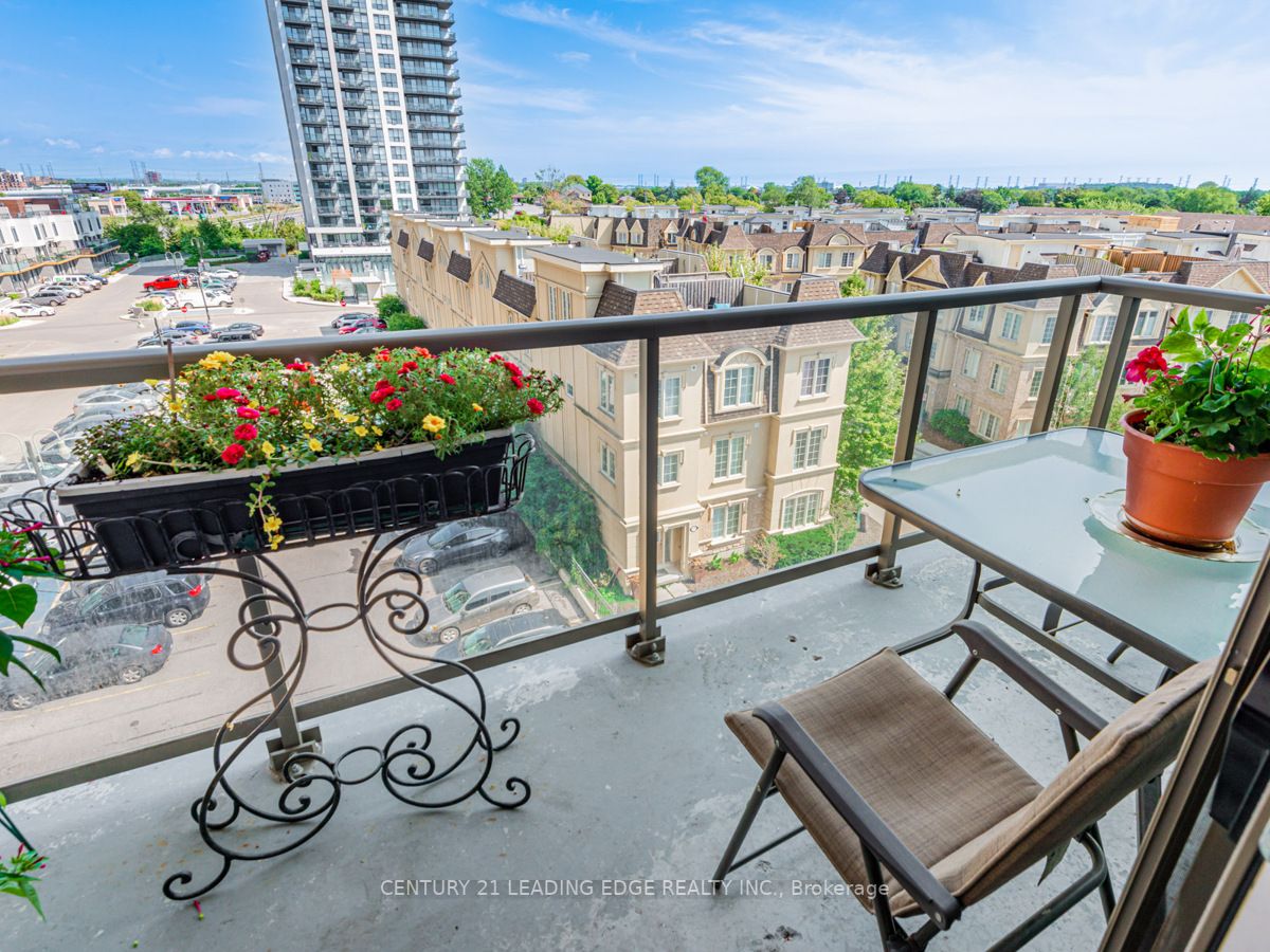 1215 Bayly Street, #504