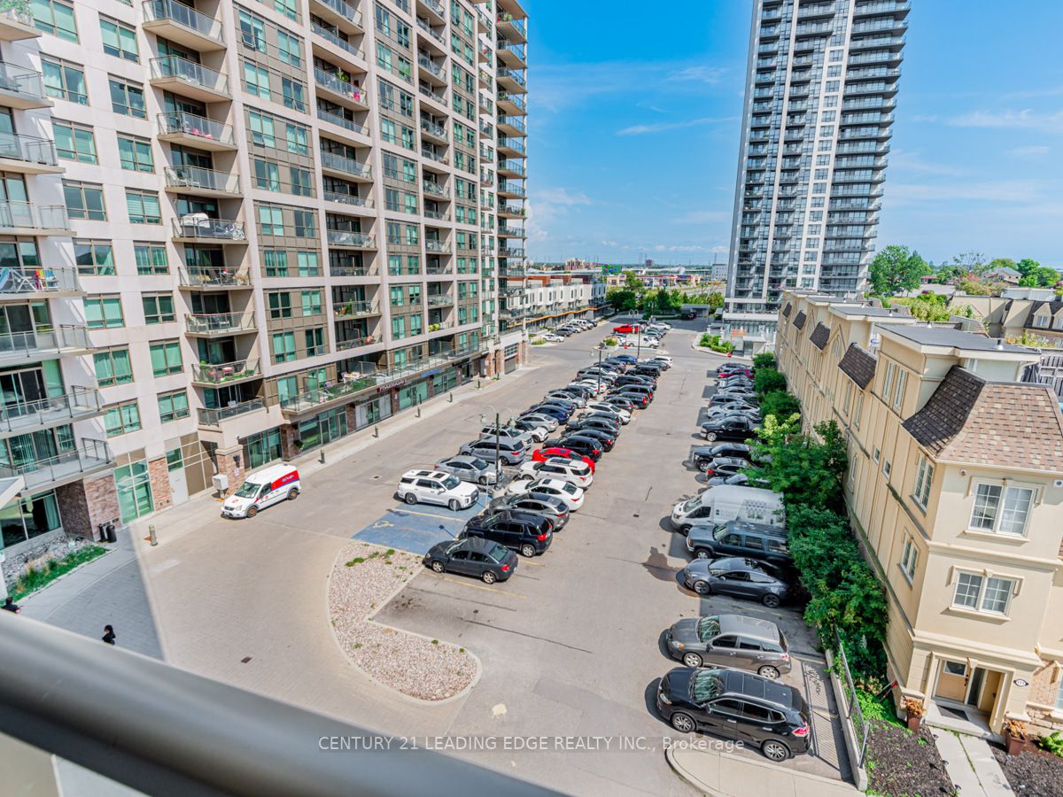 1215 Bayly Street, #504