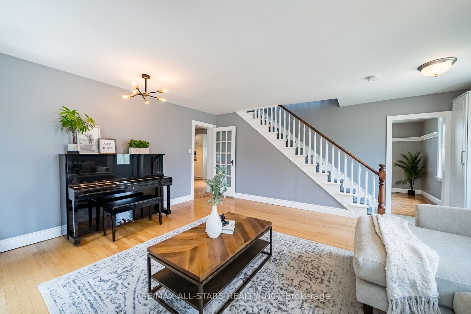 48 Union Ave