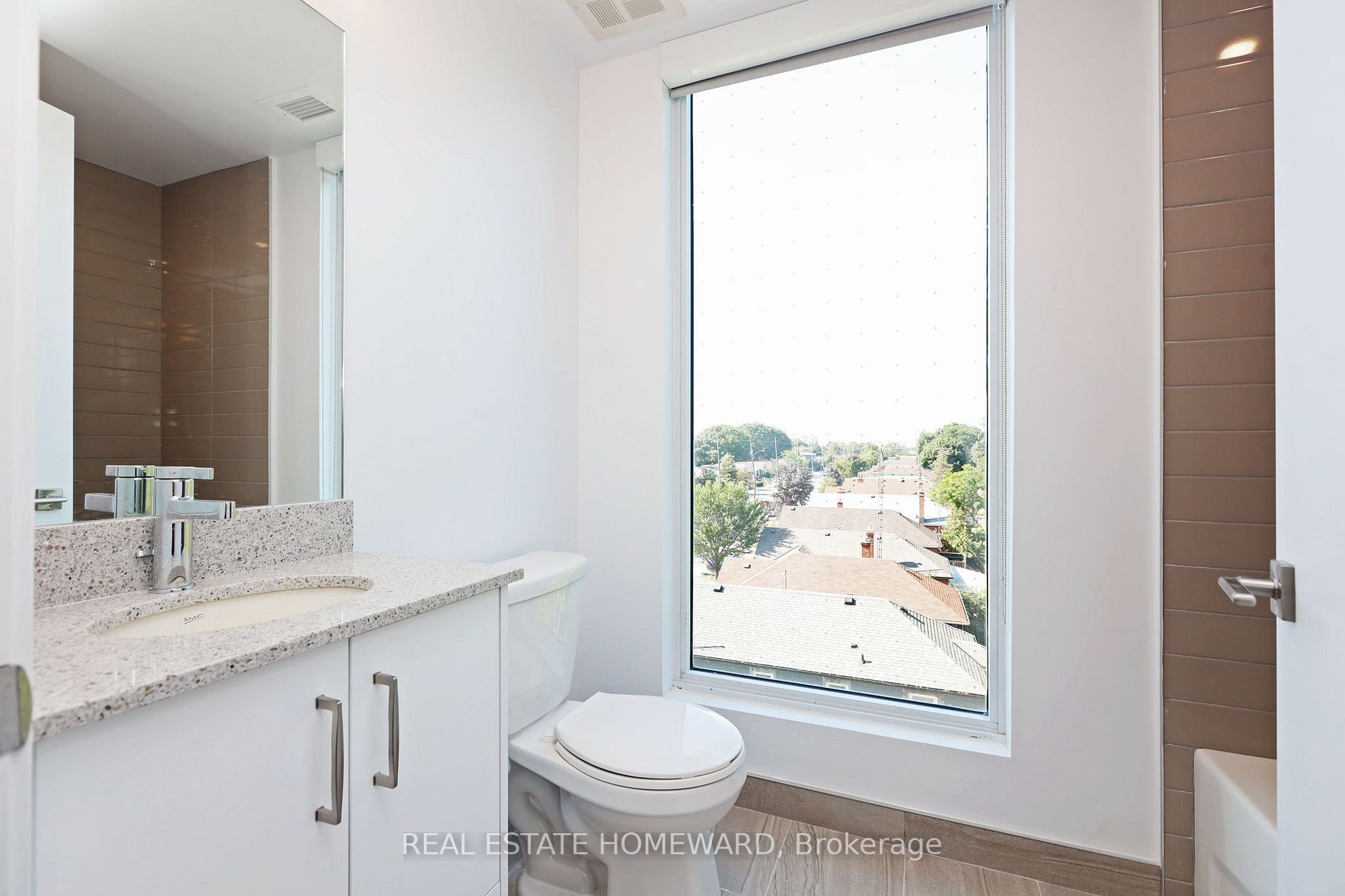 1316 Kingston Rd, #406