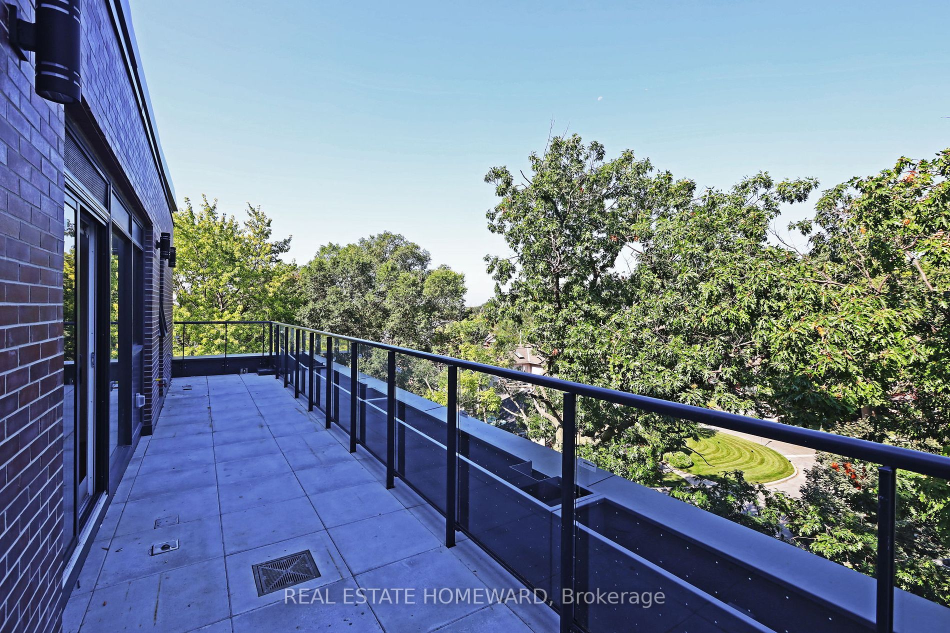 1316 Kingston Rd, #406
