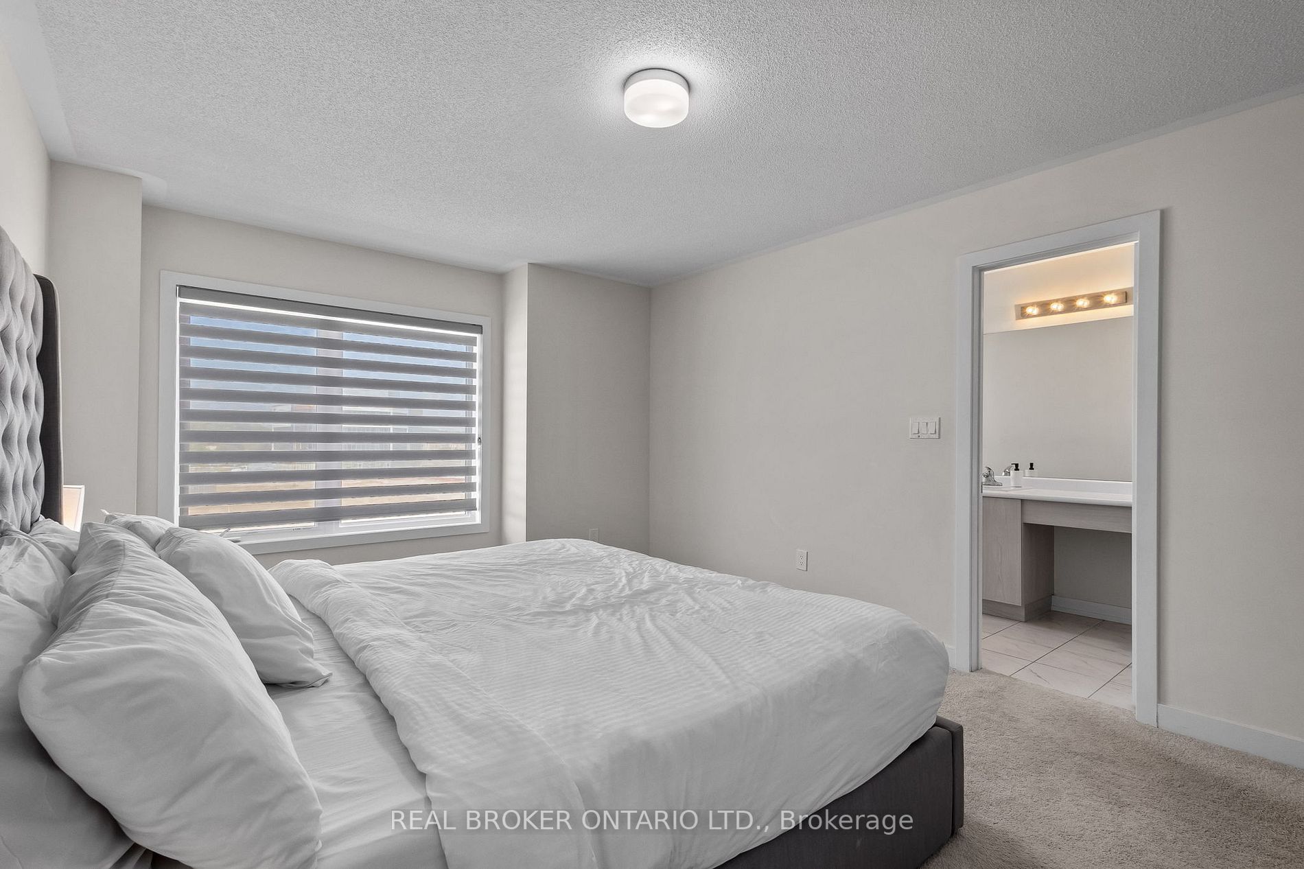 2520 Castlegate Crossing Drive