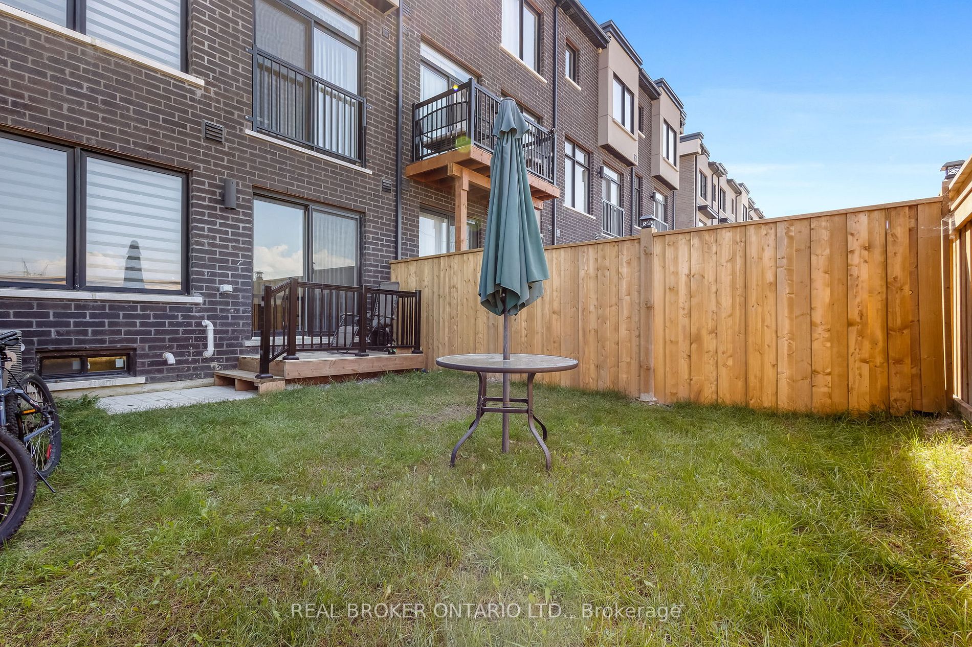 2520 Castlegate Crossing Drive