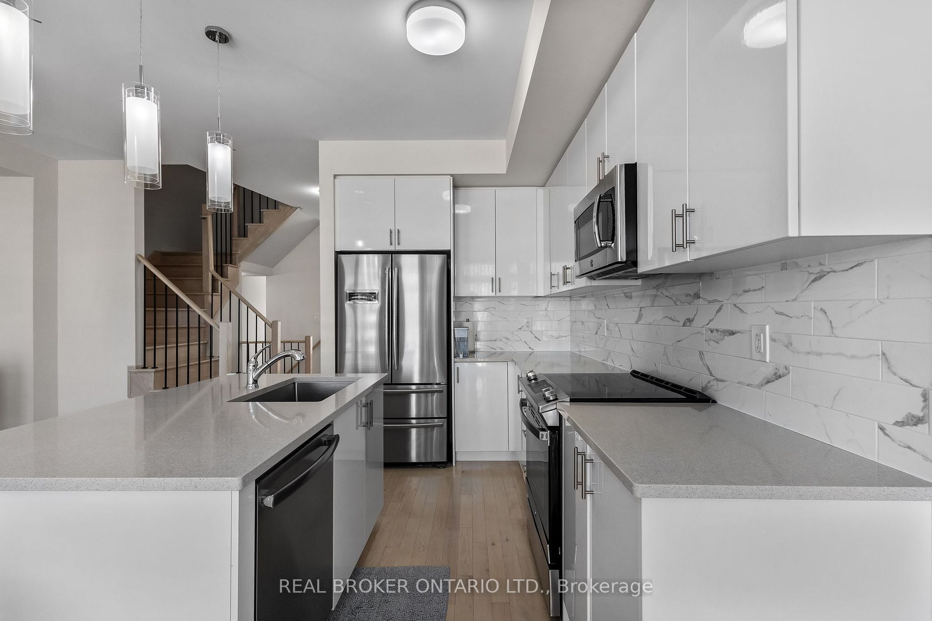 2520 Castlegate Crossing Drive