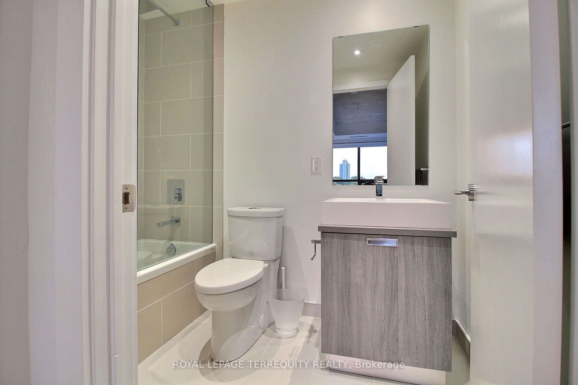 Listing E6802316 - Large Photo # 14