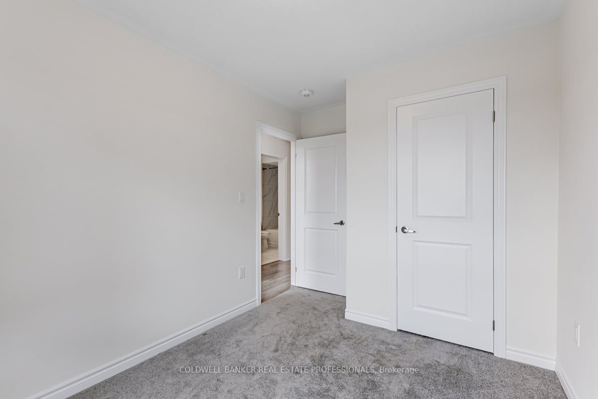 296 Carnwith Dr E, #Row9-53