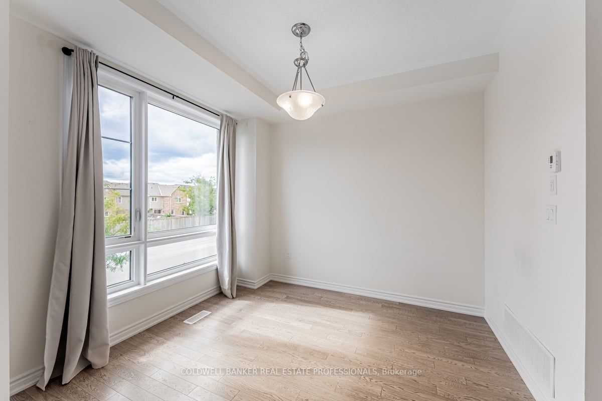 296 Carnwith Dr E, #Row9-53