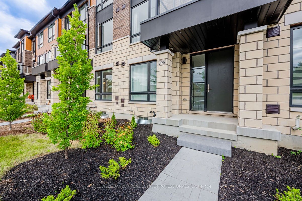 296 Carnwith Dr E, #Row9-53