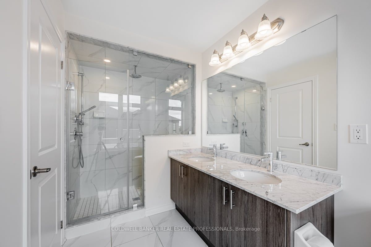 296 Carnwith Dr E, #Row9-53