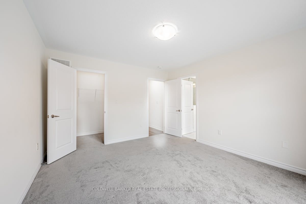 296 Carnwith Dr E, #Row9-53