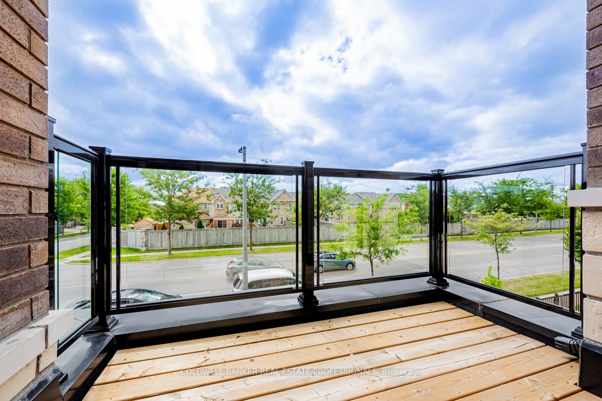296 Carnwith Dr E, #Row9-53